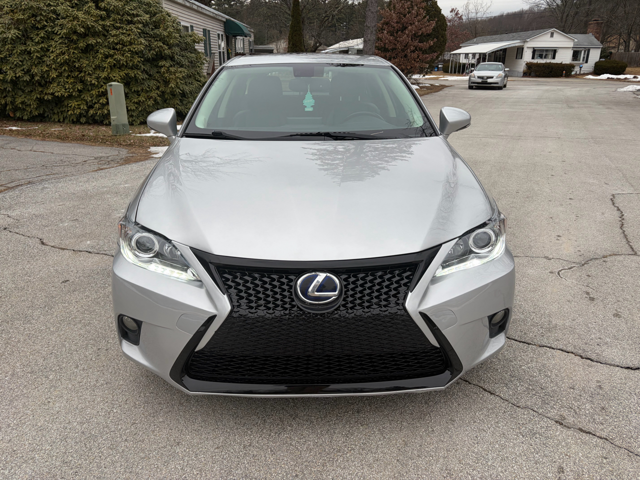 Lexus CT CT 200h FWD 2016