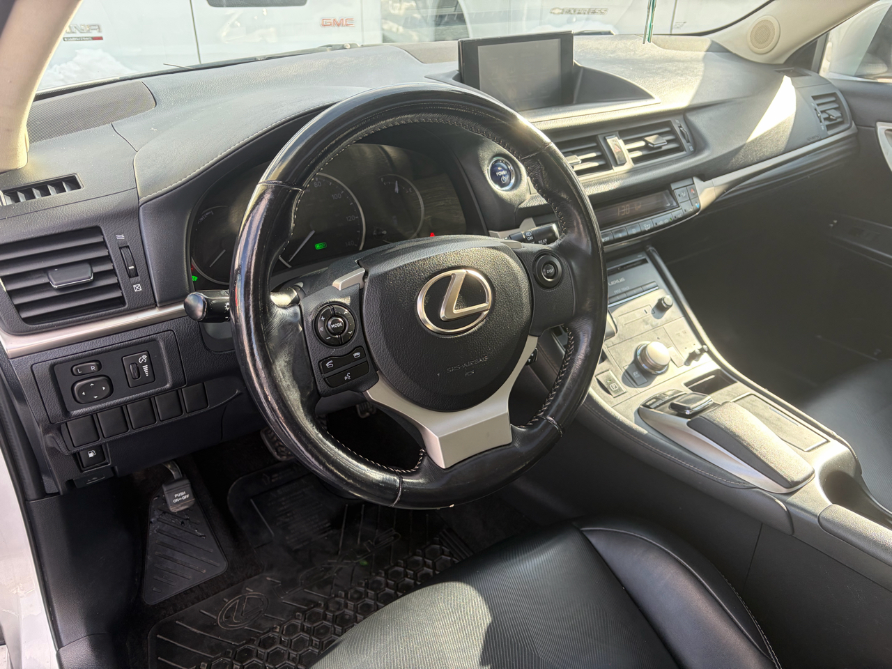 Lexus CT CT 200h FWD 2016