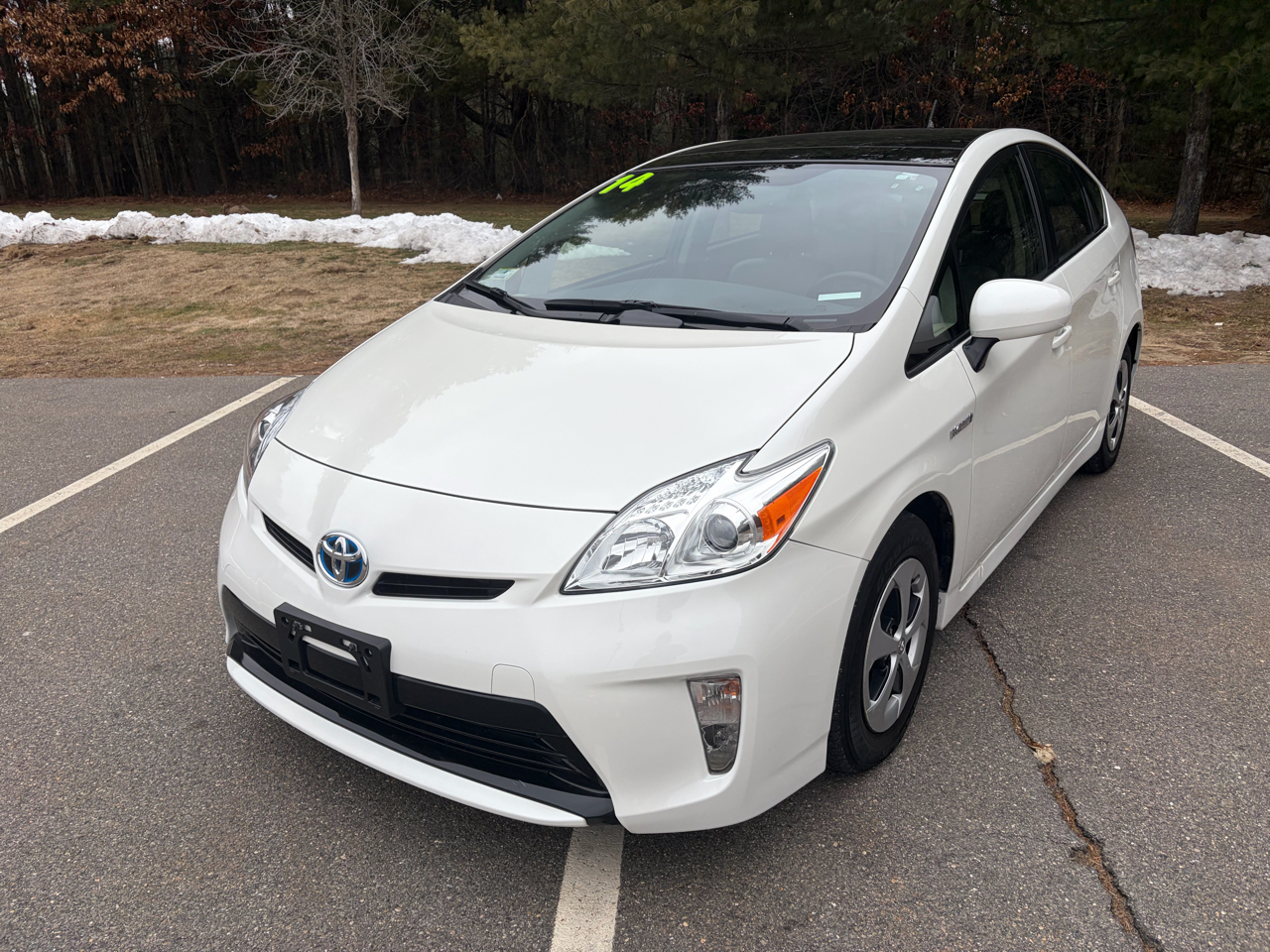 2014 Toyota Prius Two's photo