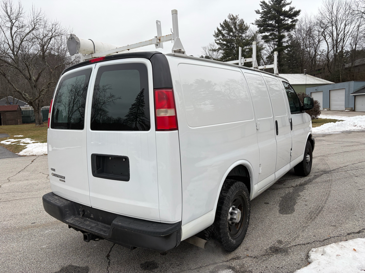 Chevrolet Express 2500 Cargo 2011
