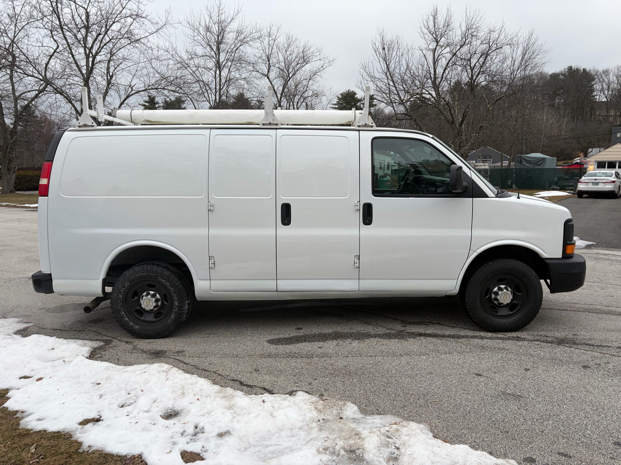 Chevrolet Express 2500 Cargo 2011