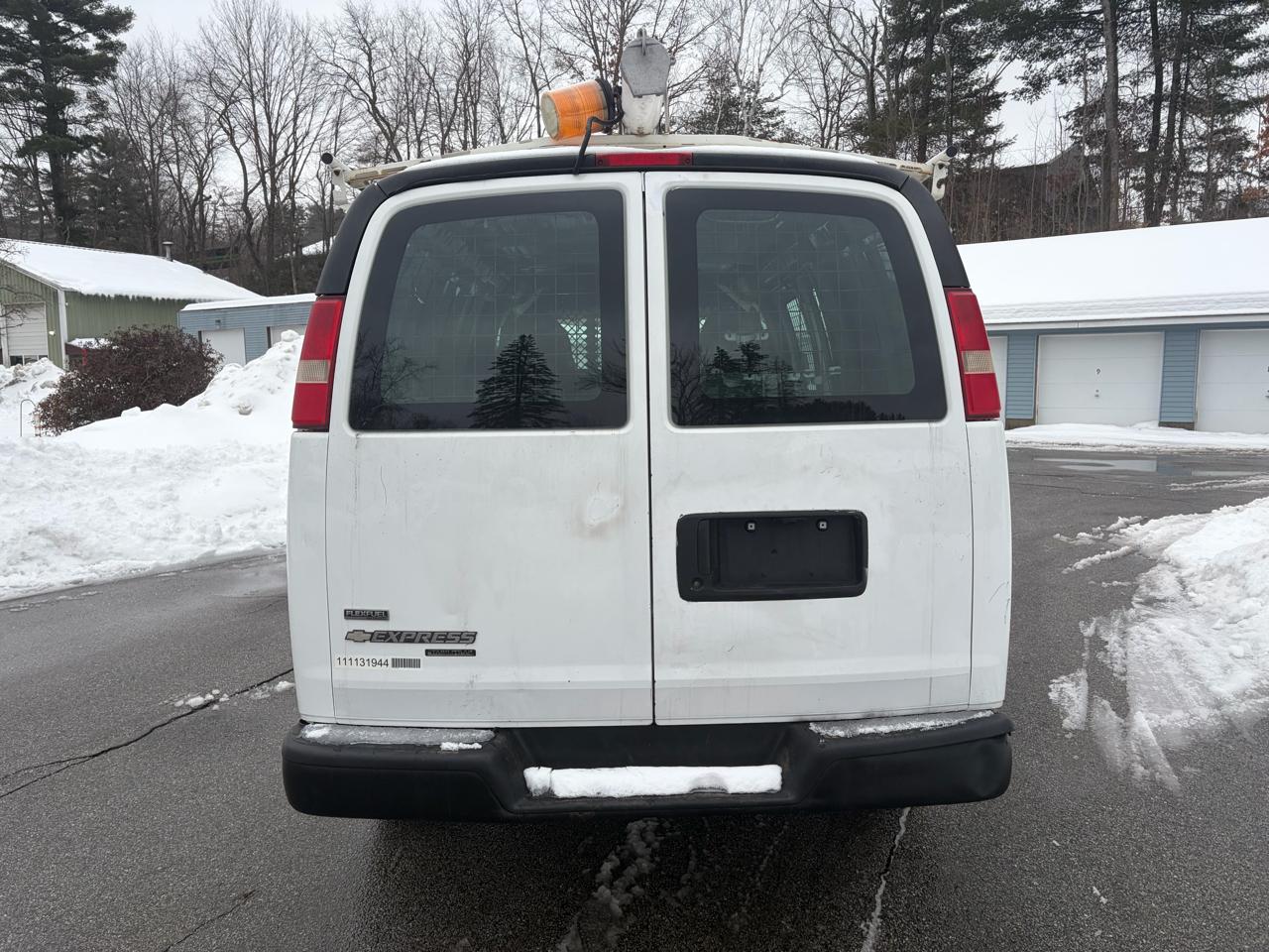 Chevrolet Express 2500 Cargo 2011