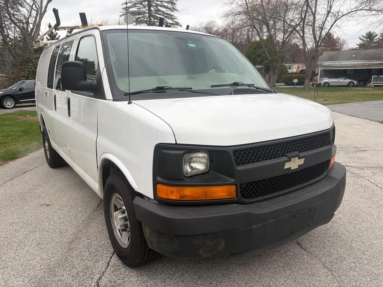Chevrolet Express 2500 Cargo 2011