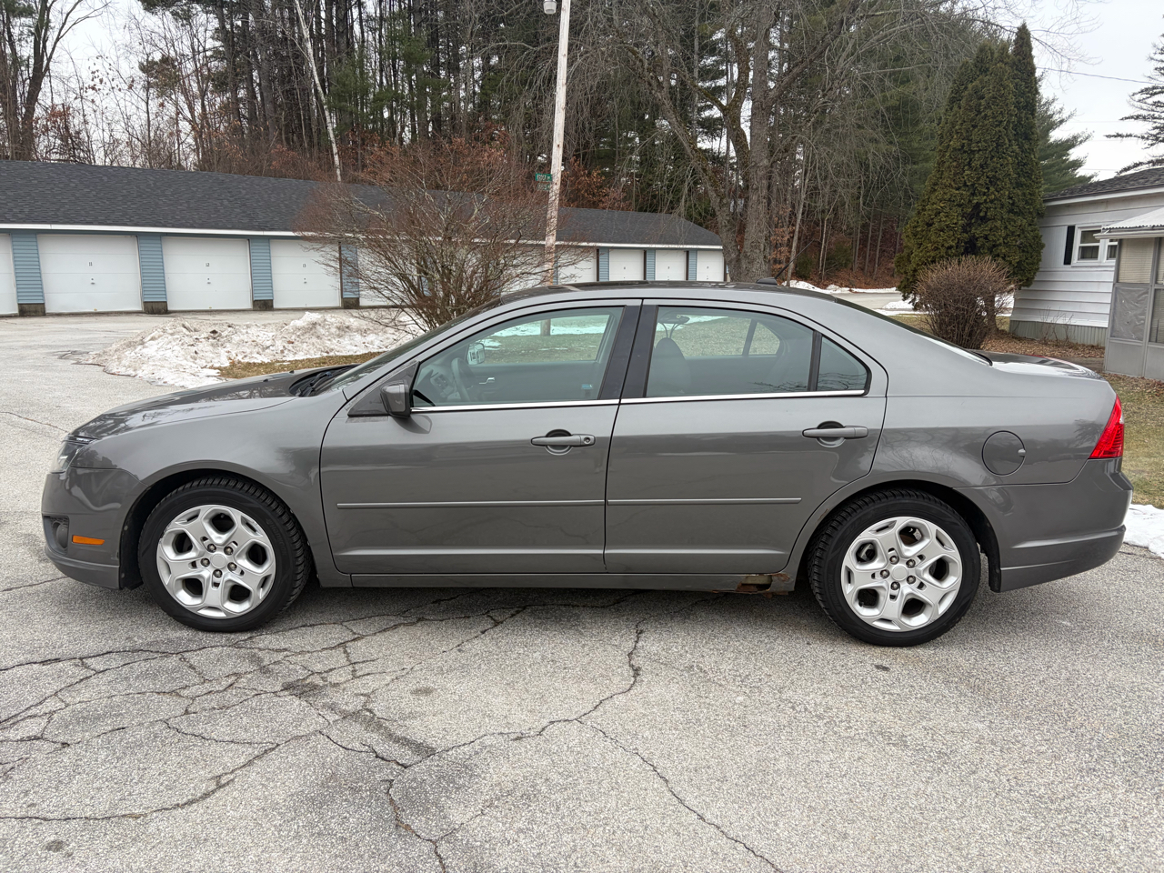 Ford Fusion SE 2010
