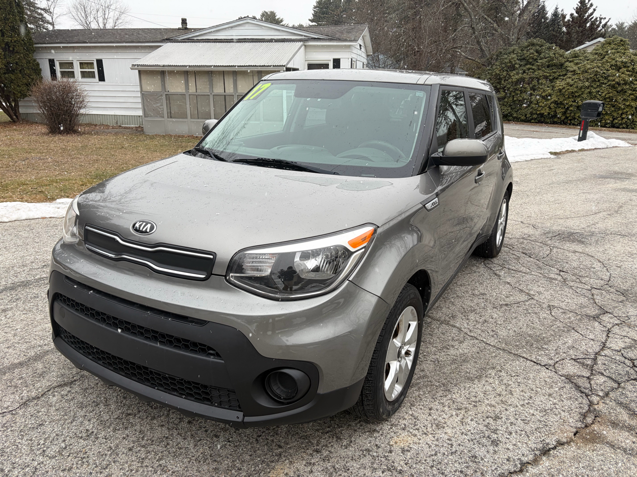 2017 Kia Soul Base's photo
