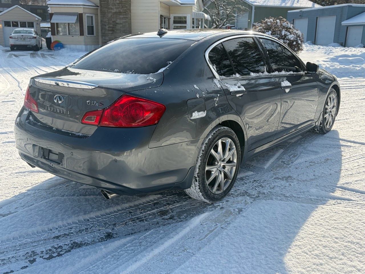 Infiniti G37X AT Sport 2012