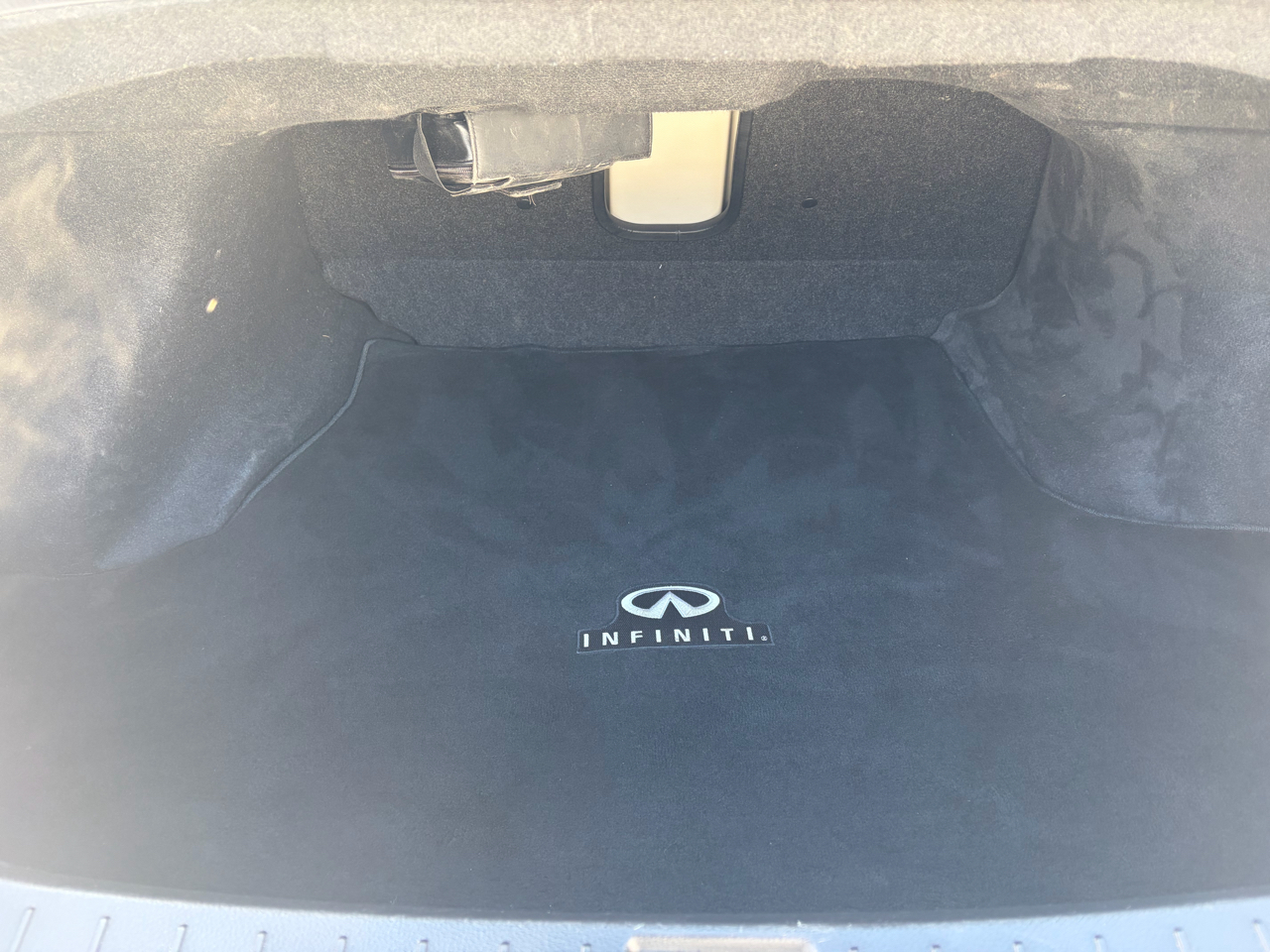 Infiniti G37X AT Sport 2012