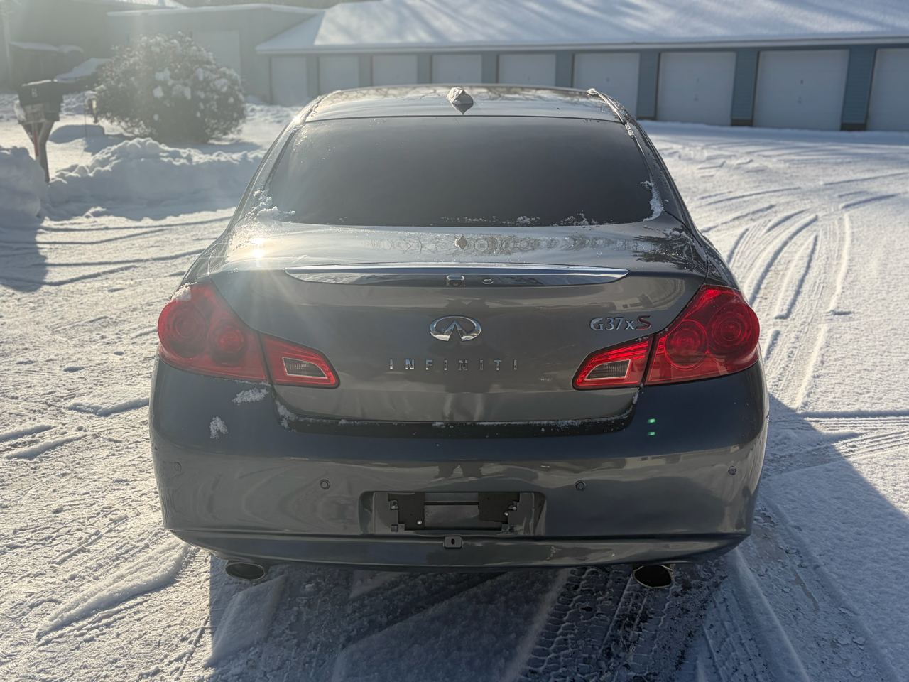 Infiniti G37X AT Sport 2012