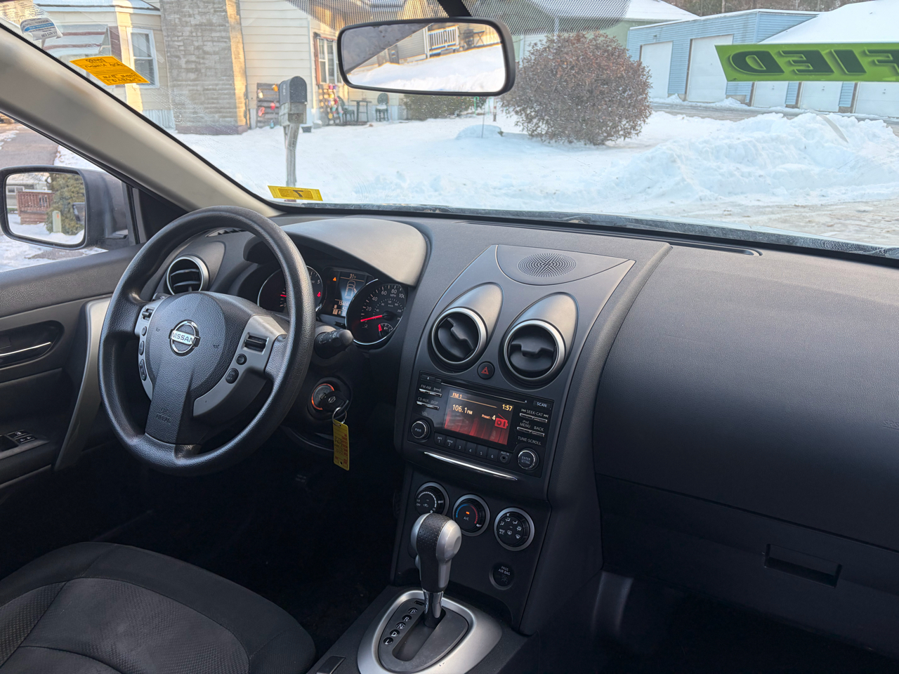 Nissan Rogue S FWD Krom Edition 2012