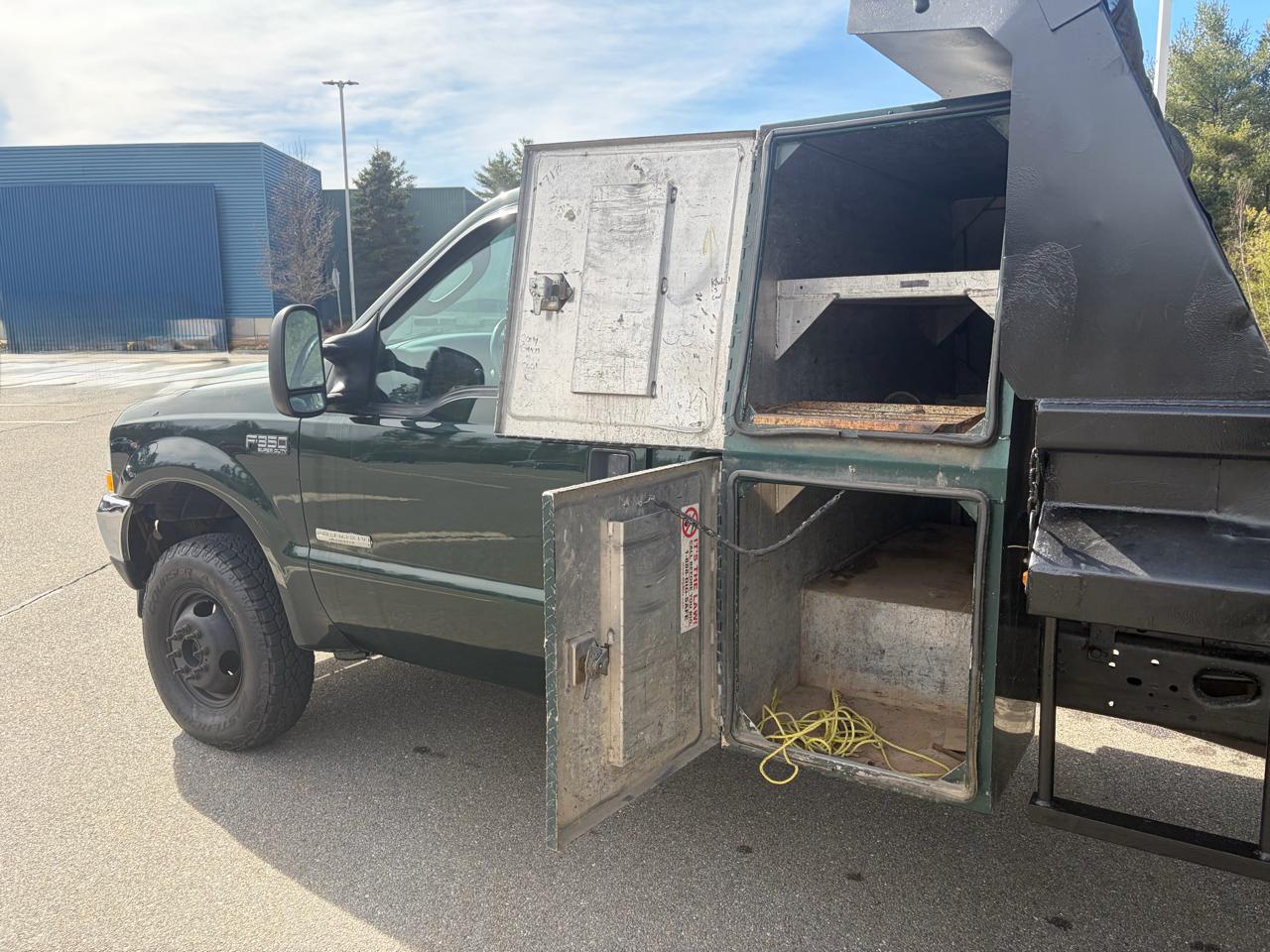 Ford F-350 SD Regular Cab 4WD DRW 2004