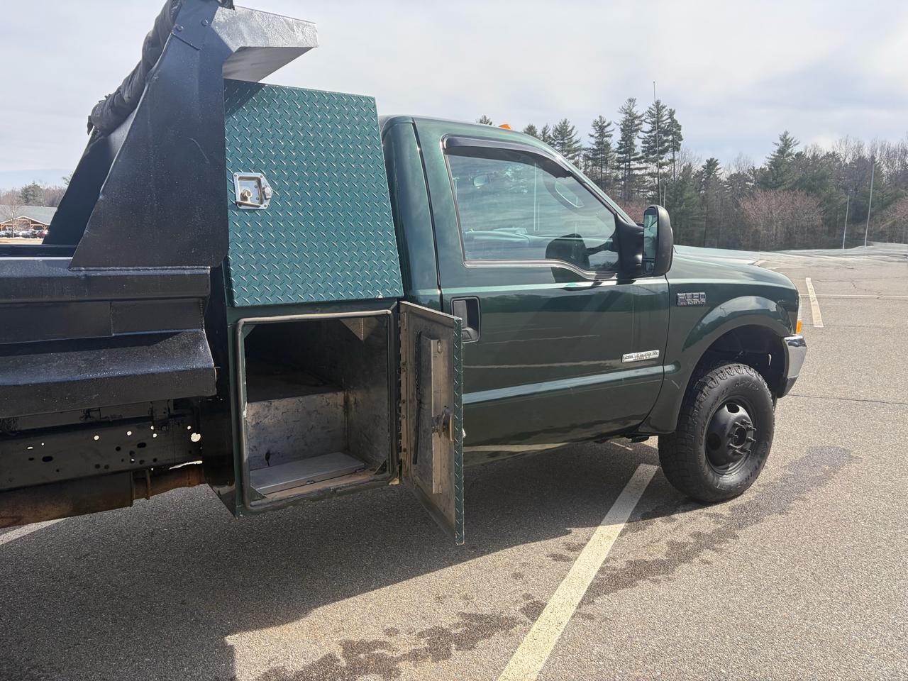 Ford F-350 SD Regular Cab 4WD DRW 2004