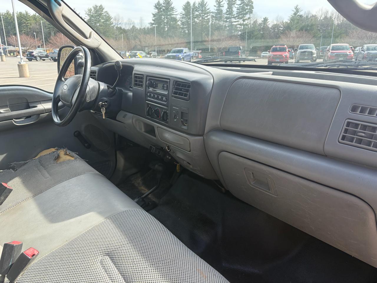 Ford F-350 SD Regular Cab 4WD DRW 2004