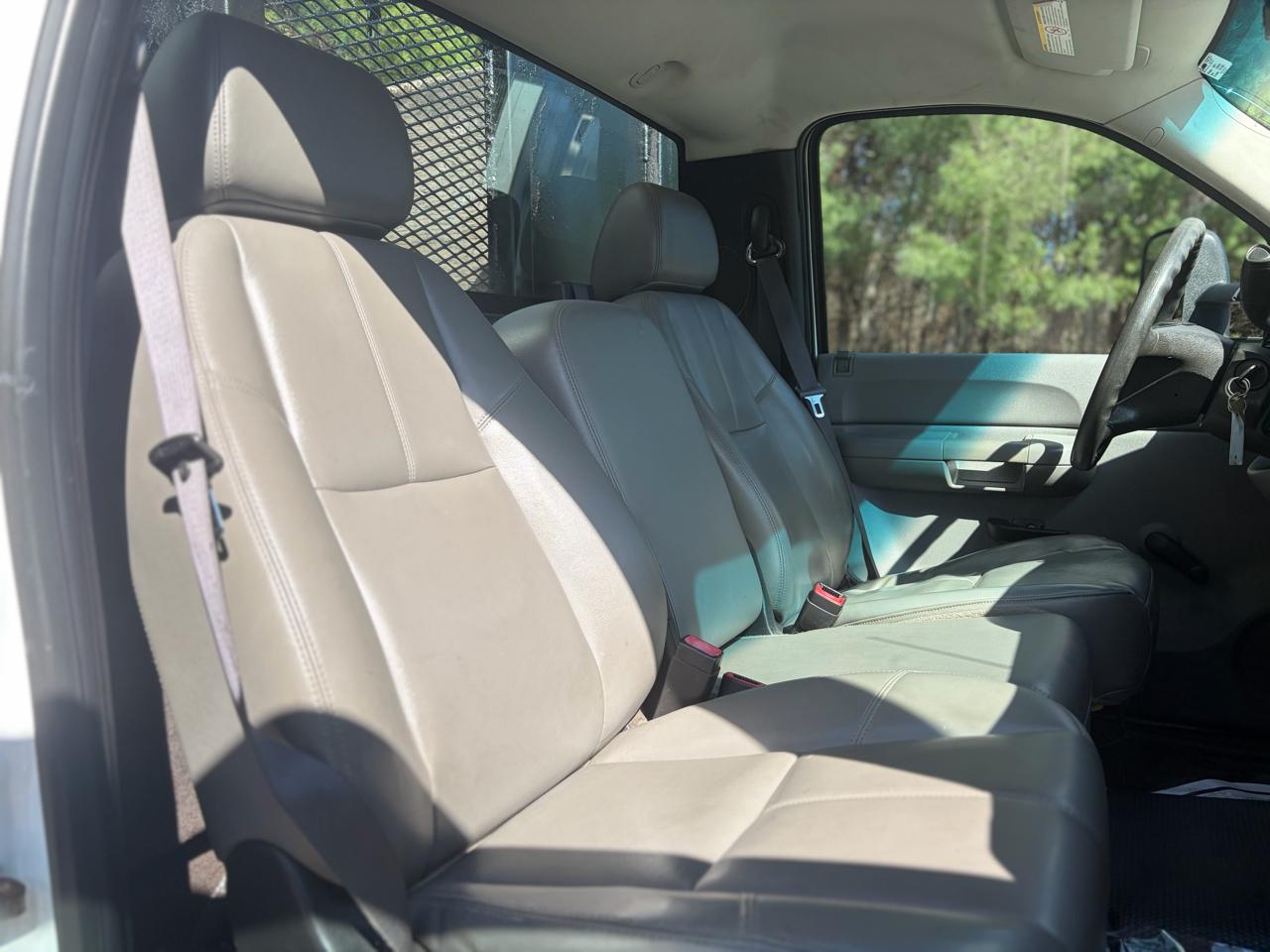 Chevrolet Silverado 3500HD Work Truck DRW 2WD 2009