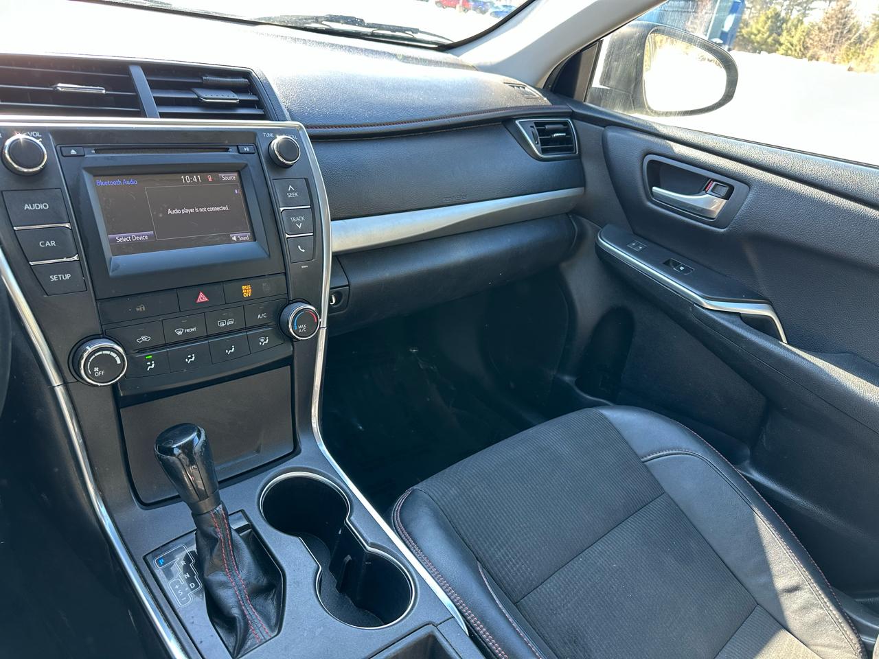 Toyota Camry SE 2017