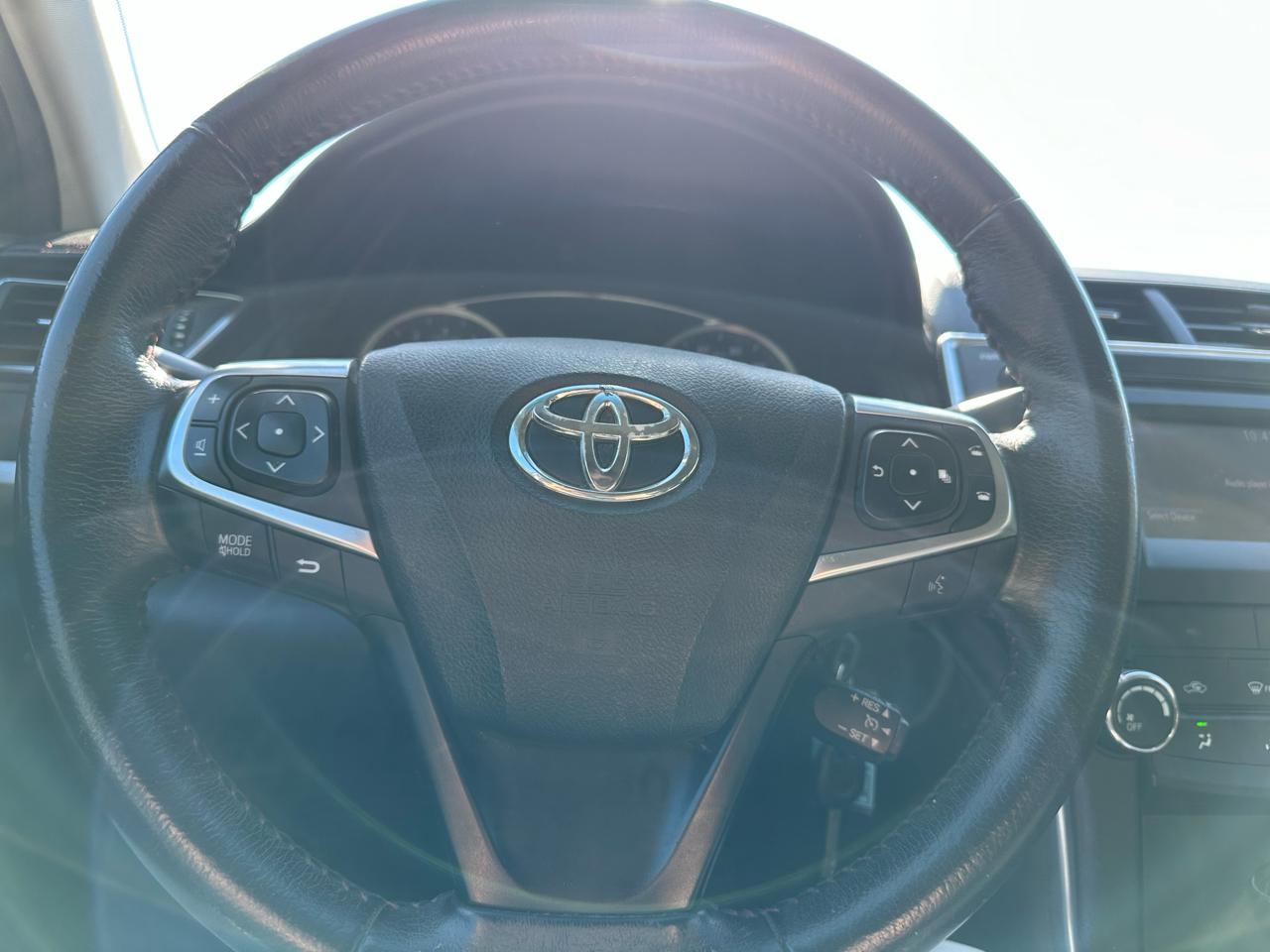 Toyota Camry SE 2017