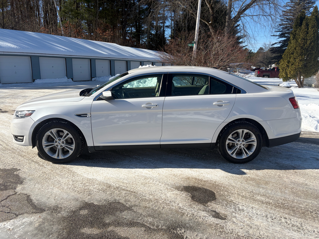 Ford Taurus SEL AWD 2016