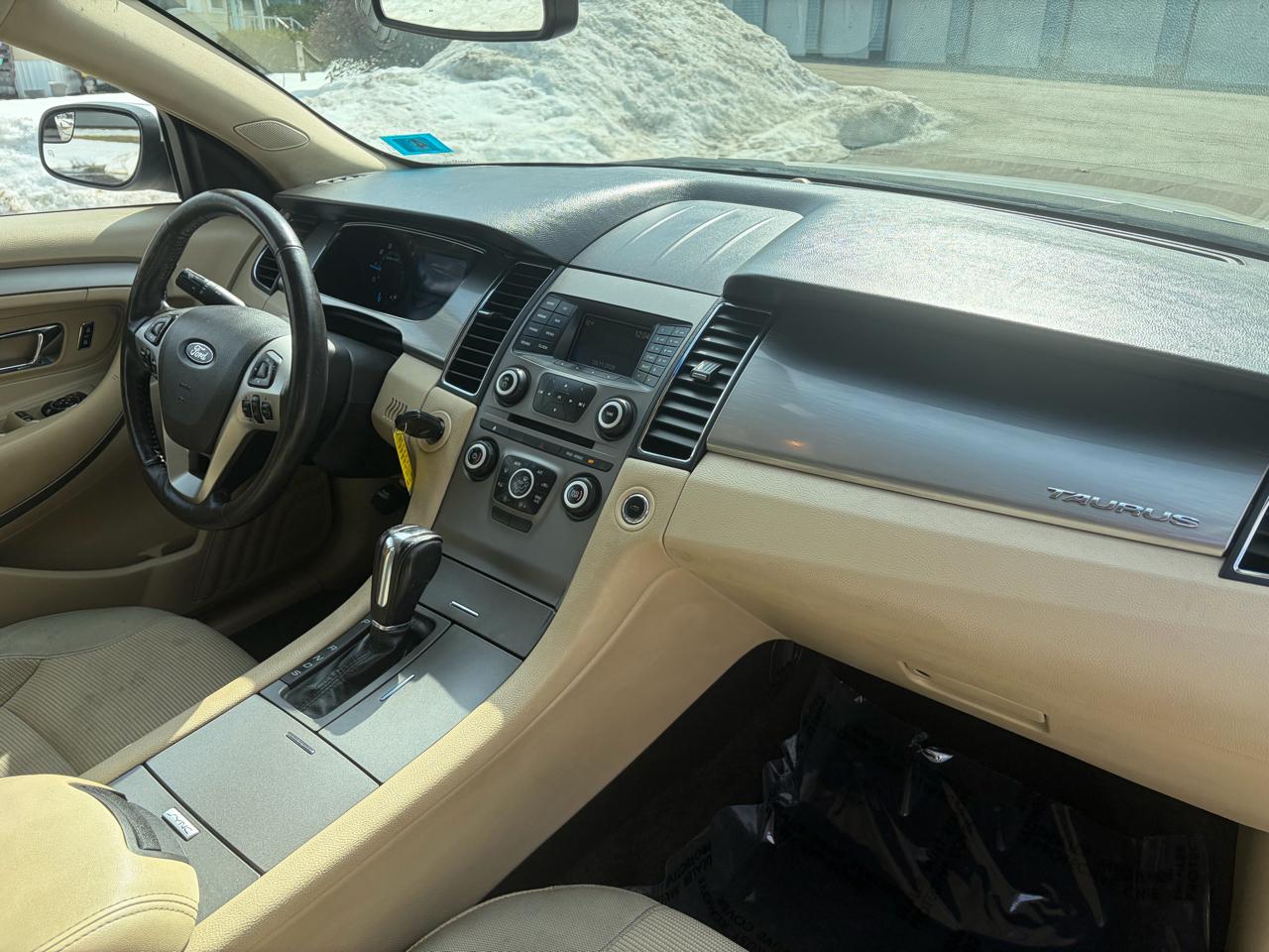 Ford Taurus SEL AWD 2016