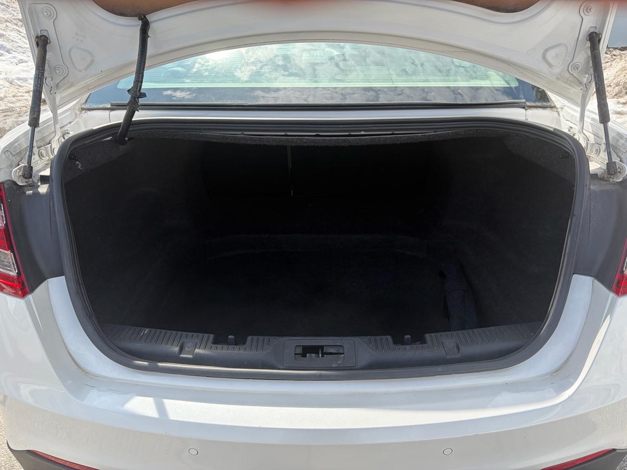 Ford Taurus SEL AWD 2016