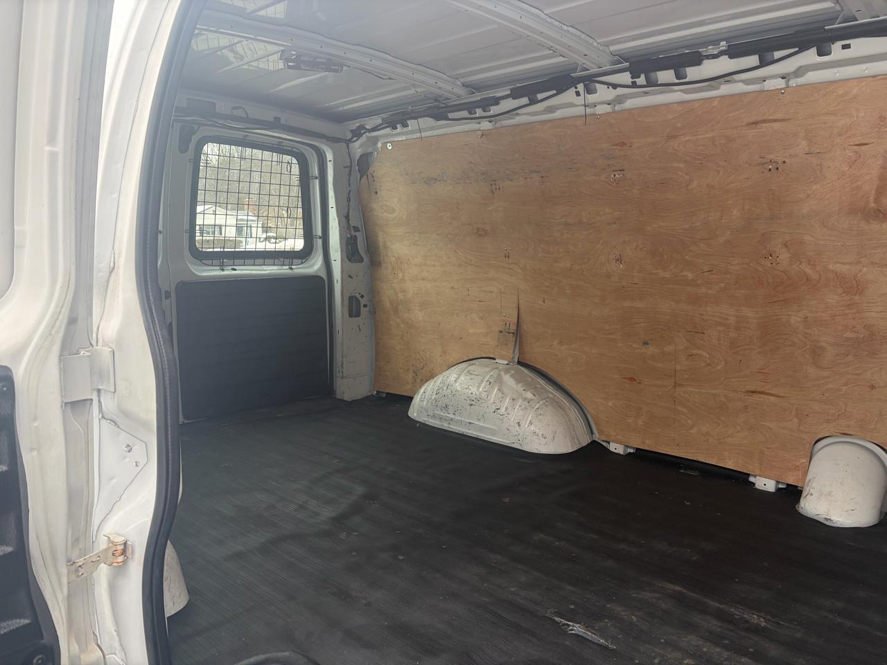 Chevrolet Express 1500 Cargo 2012