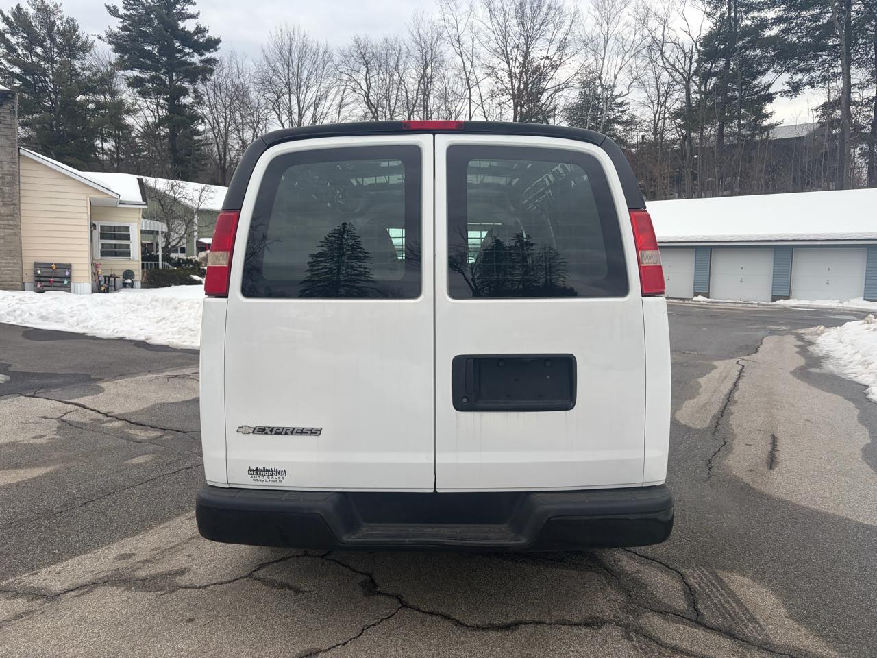 Chevrolet Express 1500 Cargo 2012