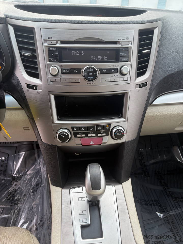 Subaru Outback 2.5i Premium 2012