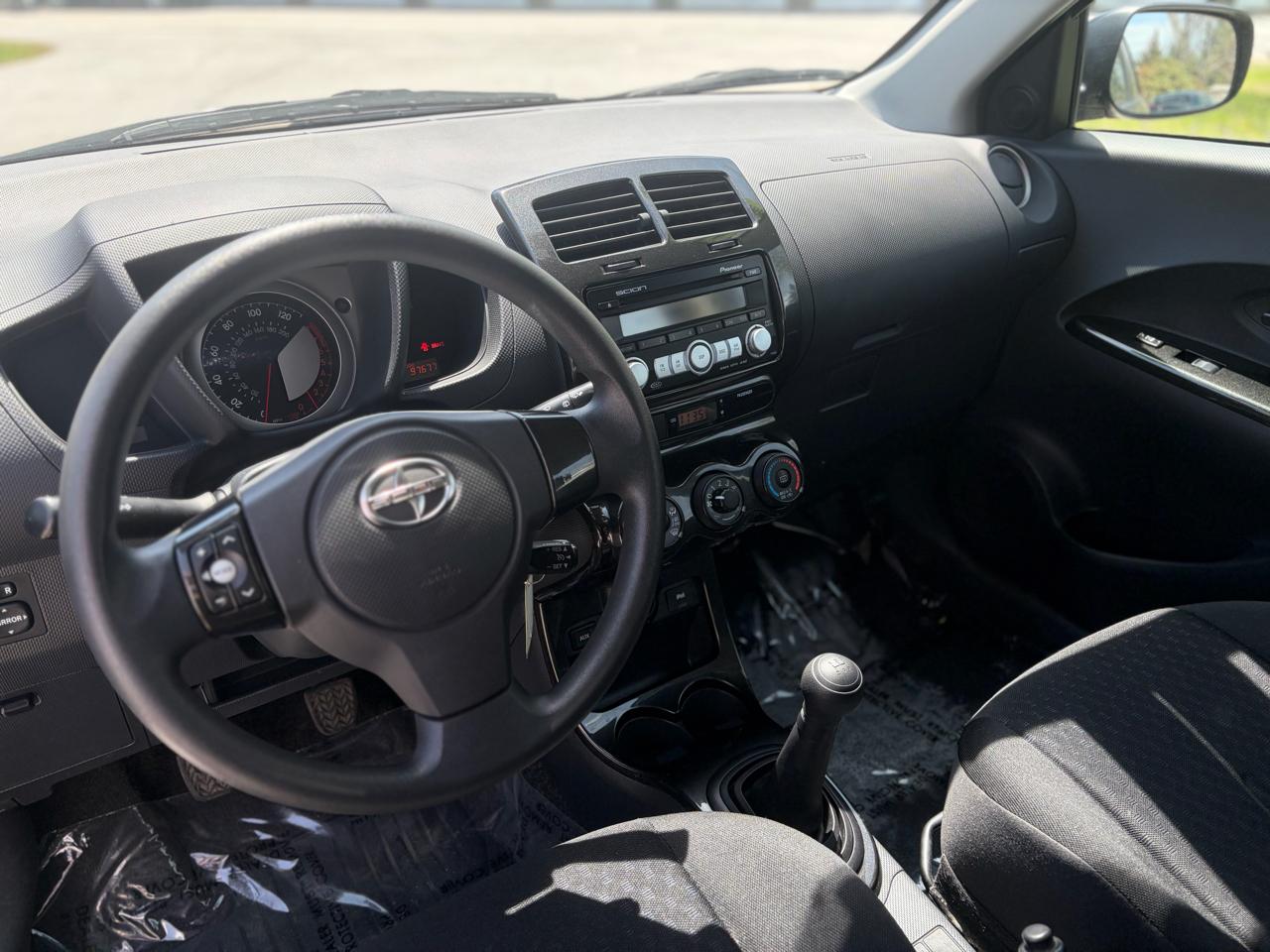 Scion xD  2009