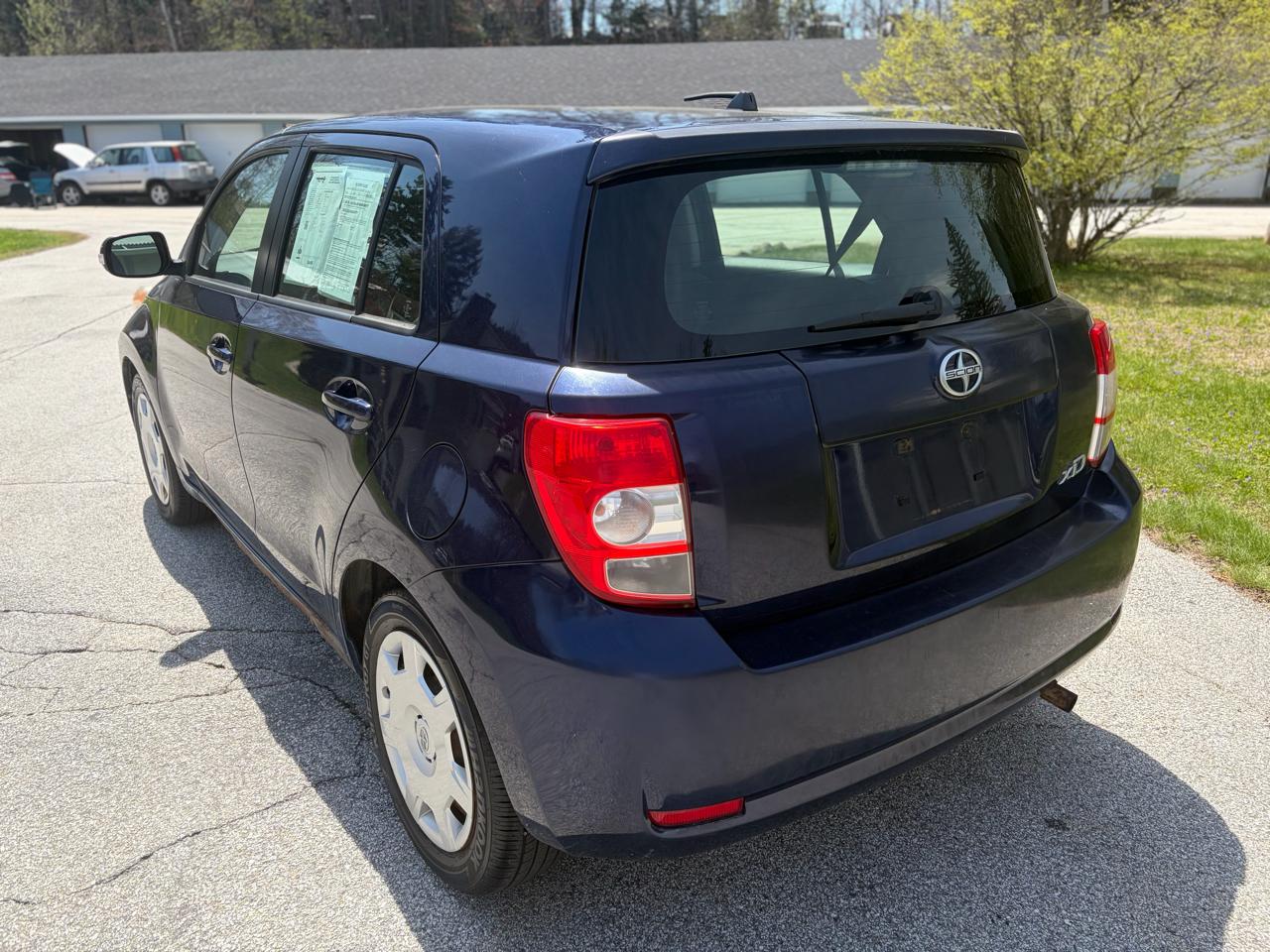 Scion xD  2009