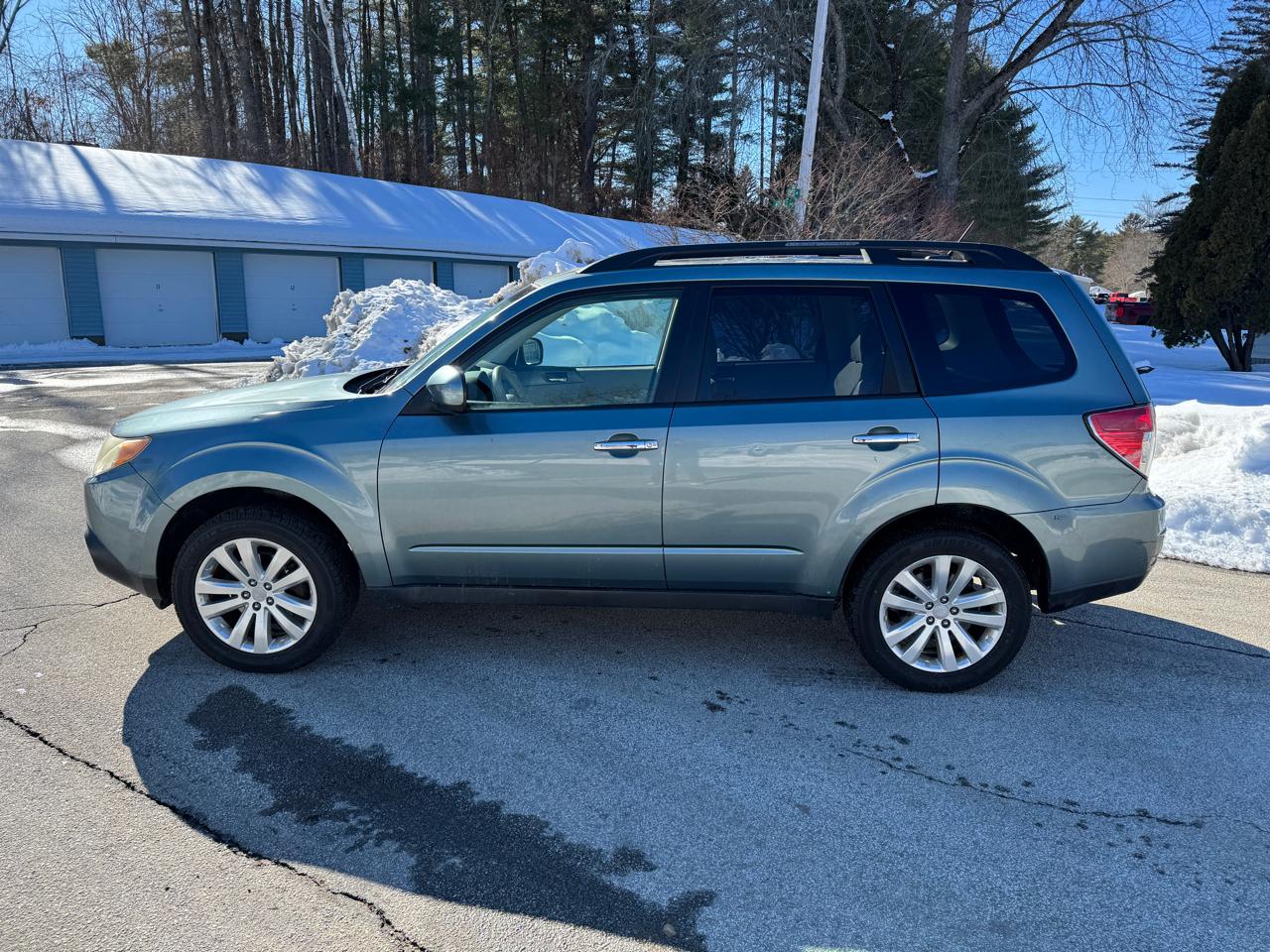 Subaru Forester 2.5X Premium 2012