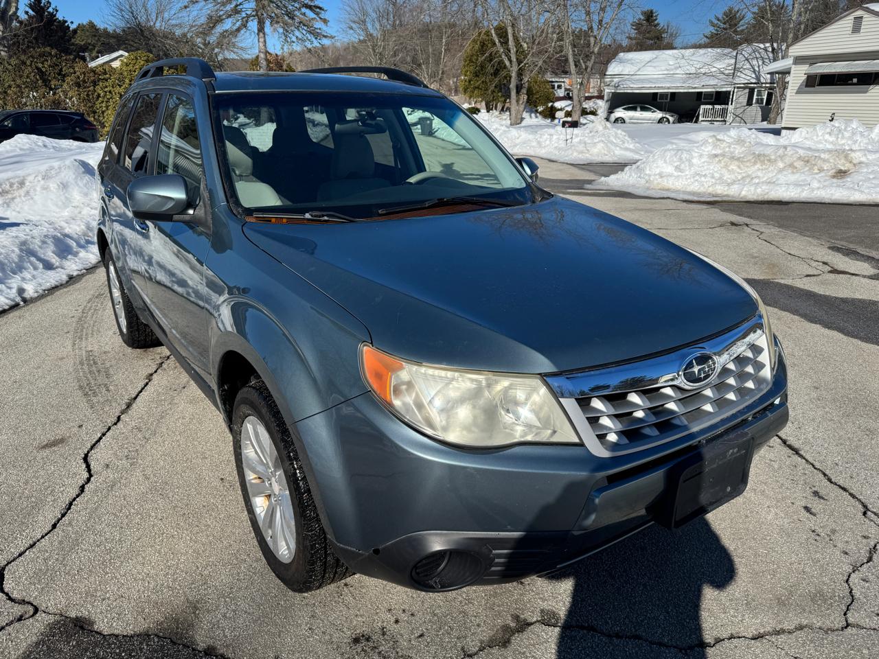 Subaru Forester 2.5X Premium 2012