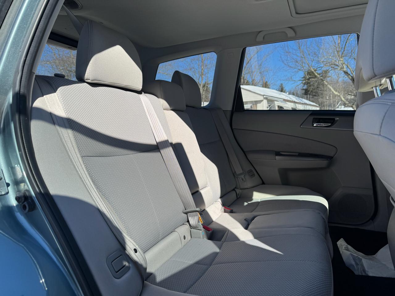 Subaru Forester 2.5X Premium 2012