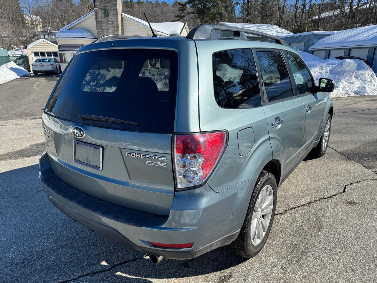 Subaru Forester 2.5X Premium 2012
