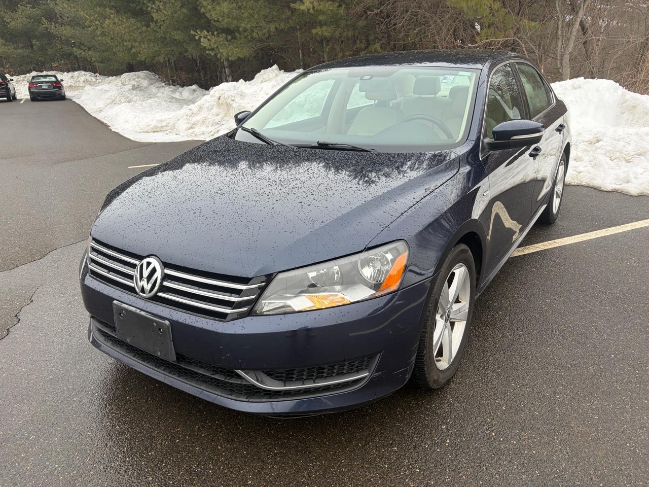 2014 Volkswagen Passat Wolfsbug Edition