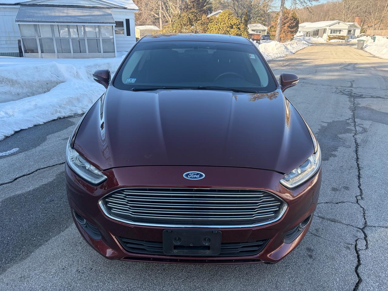 Ford Fusion SE 2015