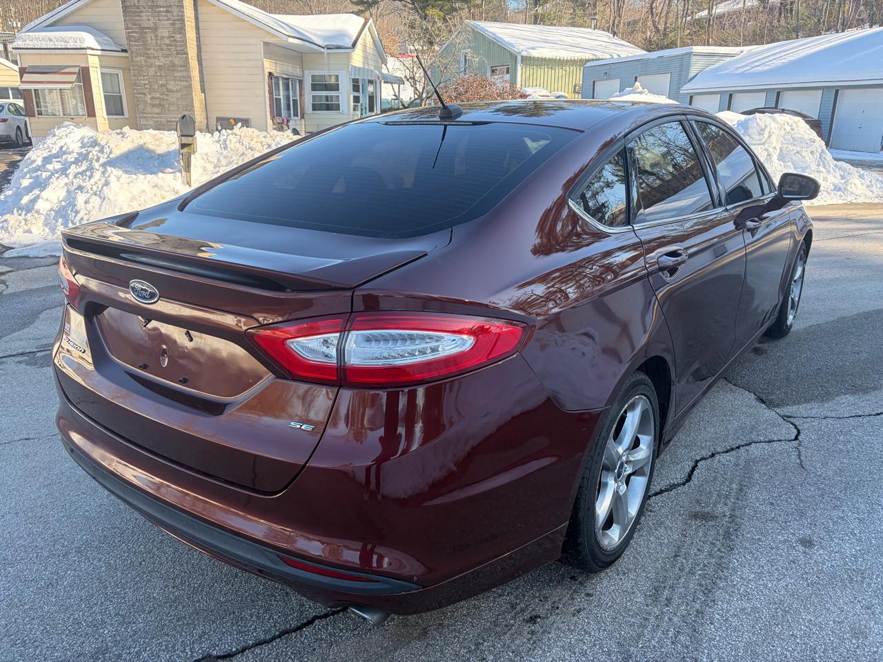 Ford Fusion SE 2015