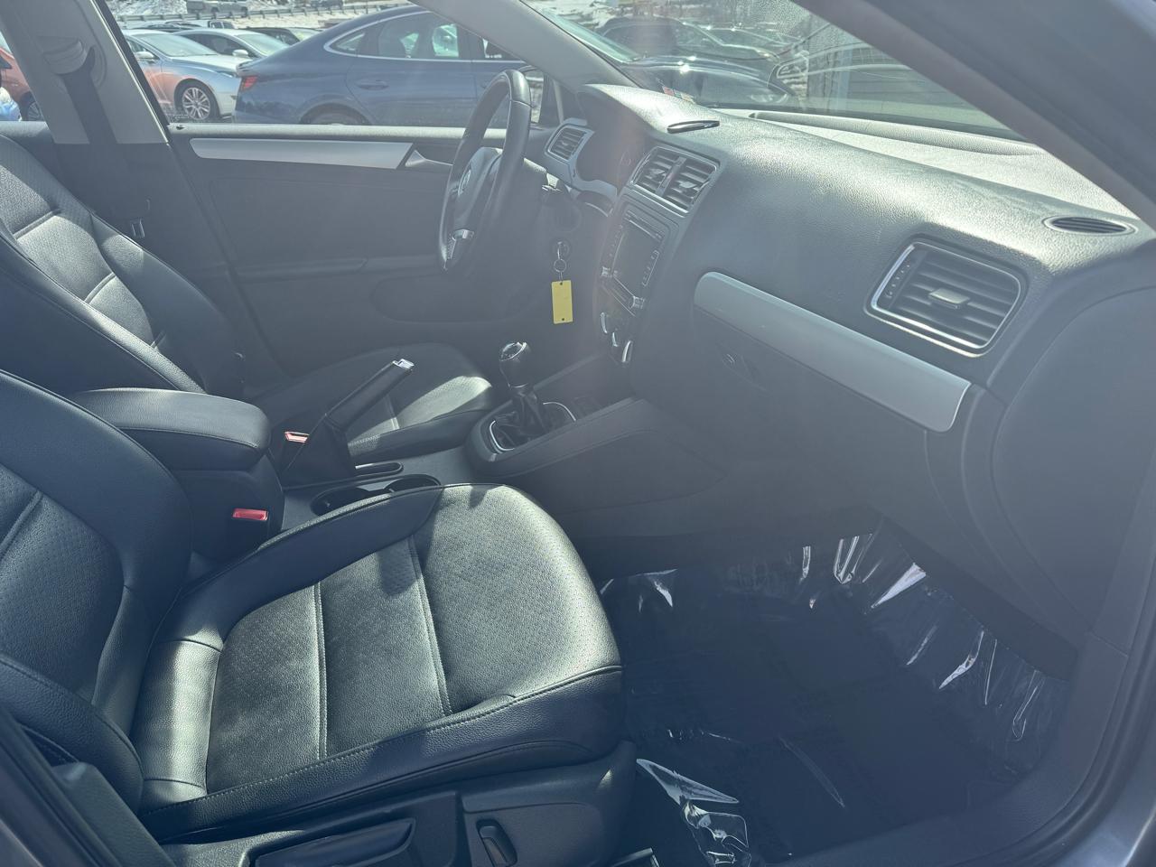 Volkswagen Jetta SE 2013