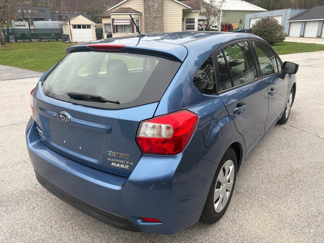 Subaru Impreza 2.0i PZEV 5M 5-Door 2016
