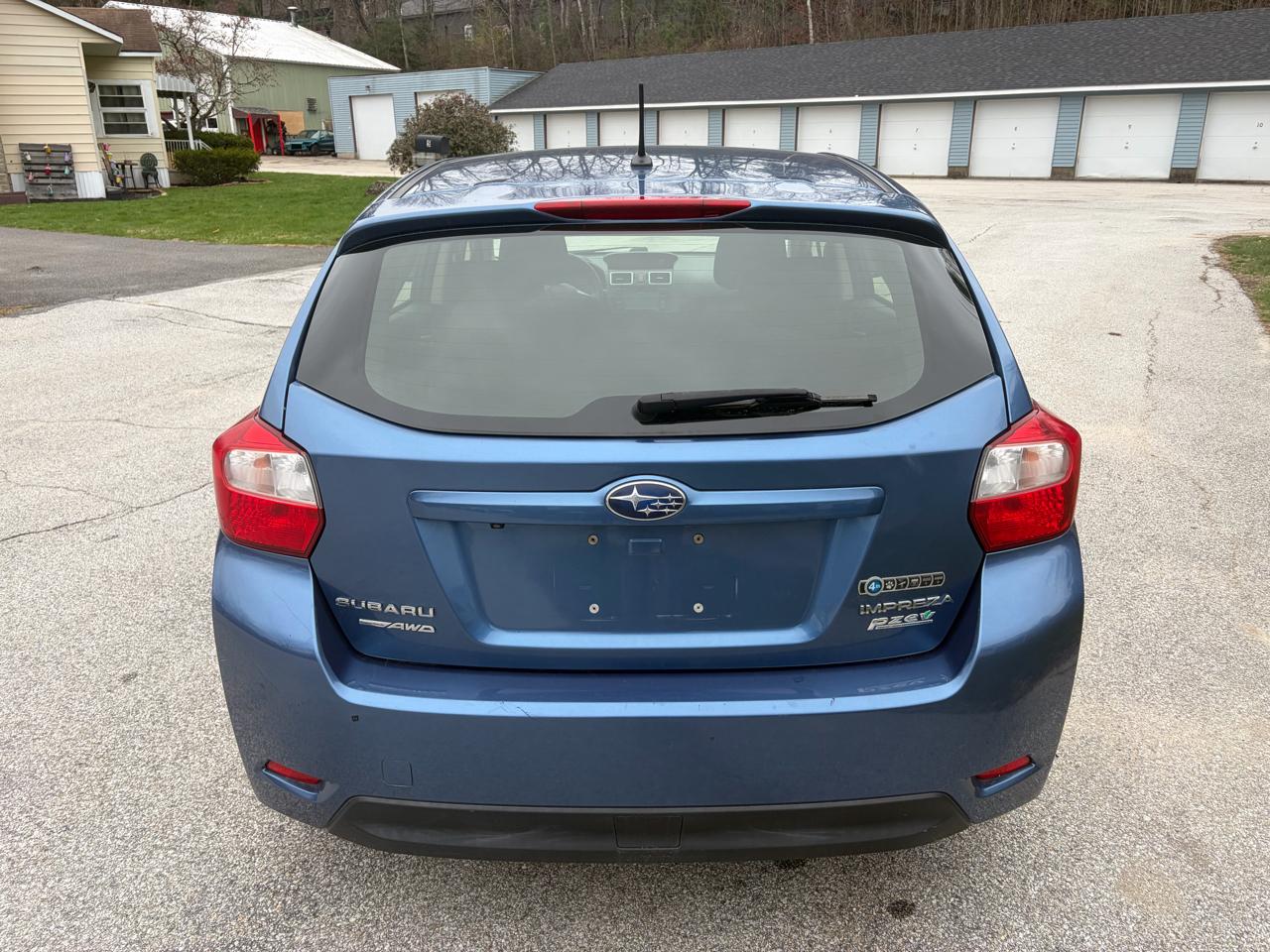 Subaru Impreza 2.0i PZEV 5M 5-Door 2016
