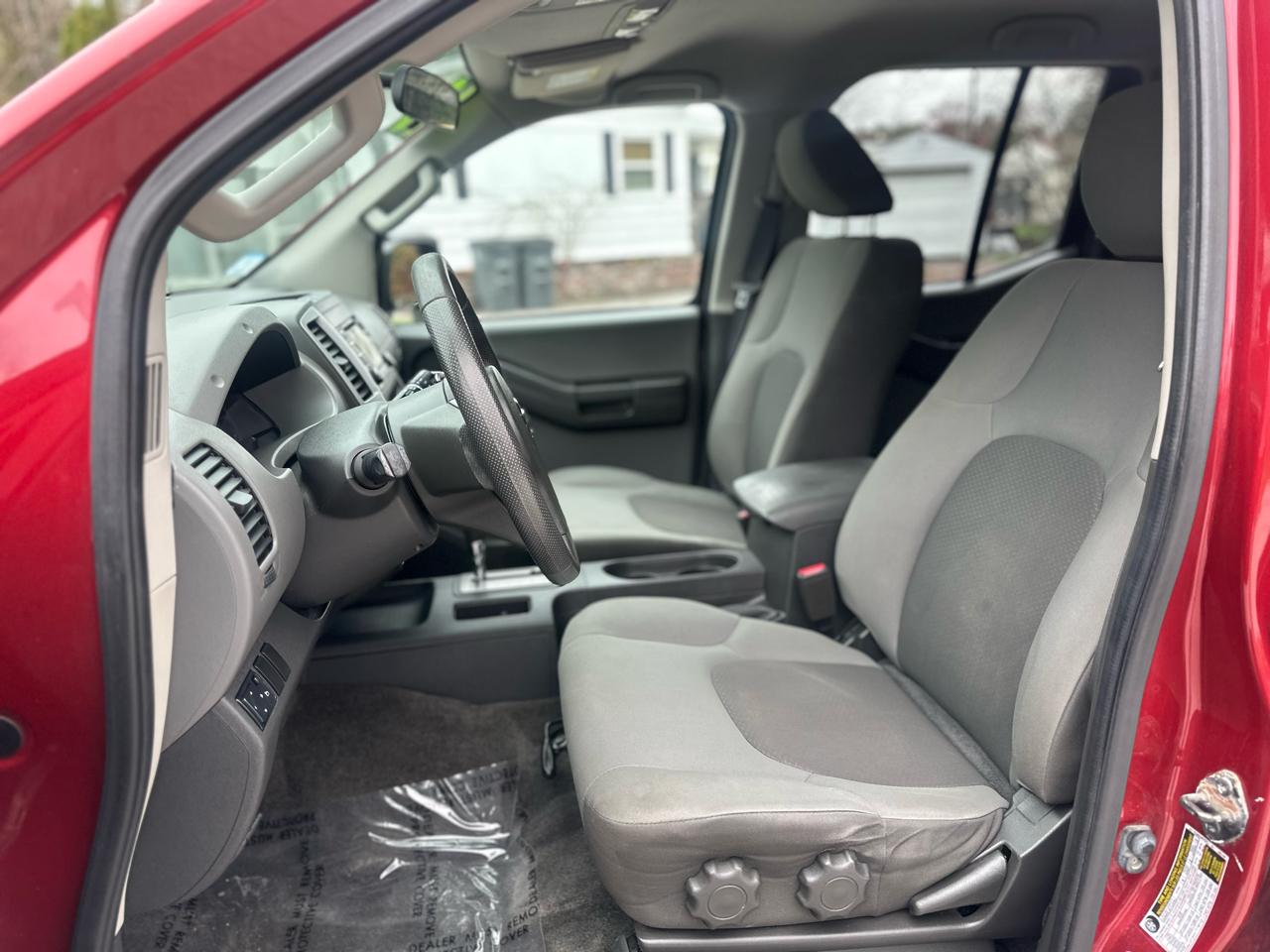Nissan Xterra S 4WD 2013