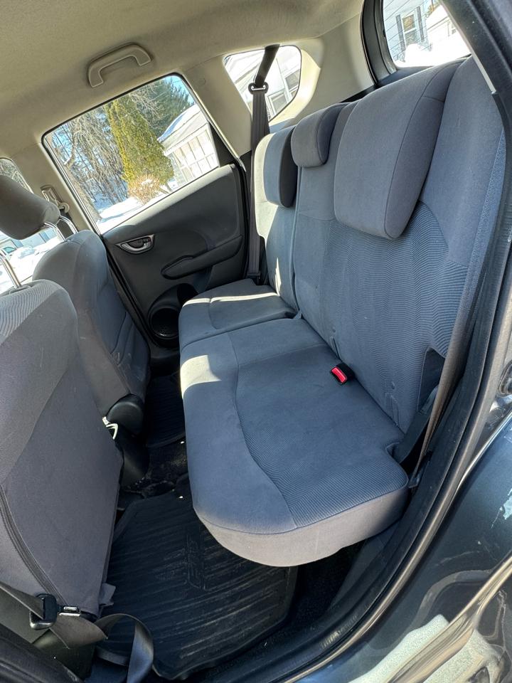 Honda Fit 5-Speed AT 2012