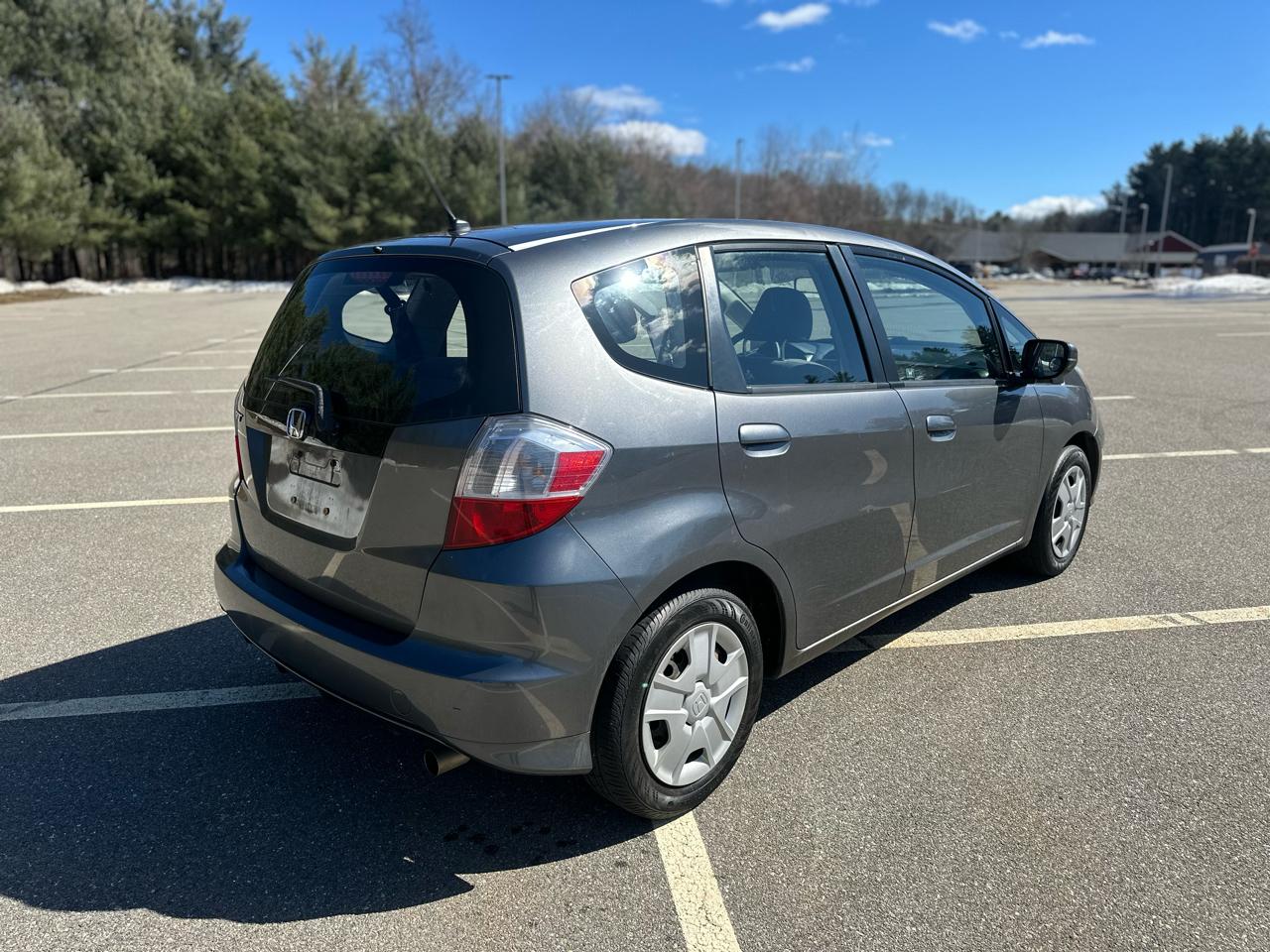 Honda Fit 5-Speed AT 2012