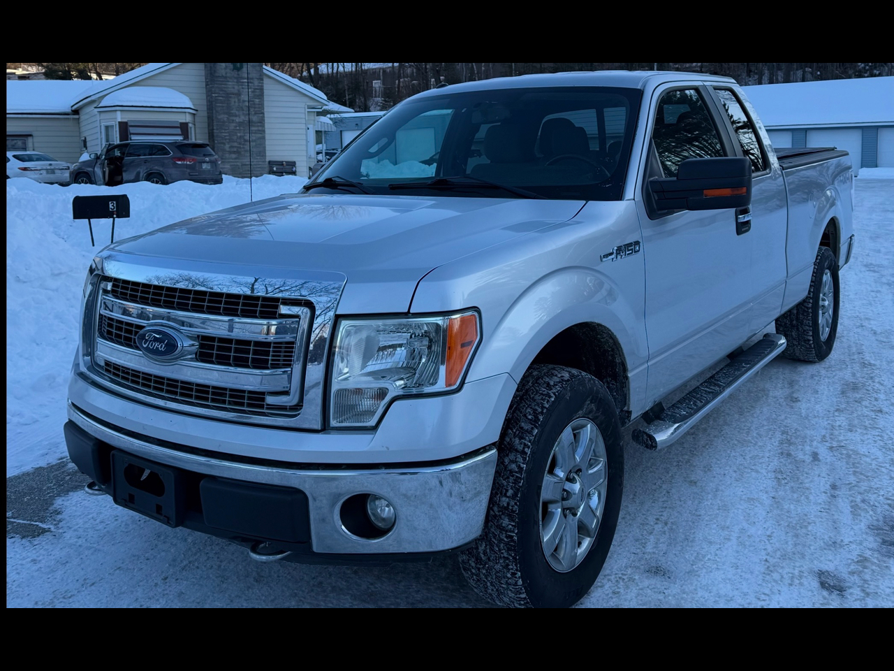 Ford F-150 XLT SuperCab 8-ft. Bed 4WD 2013