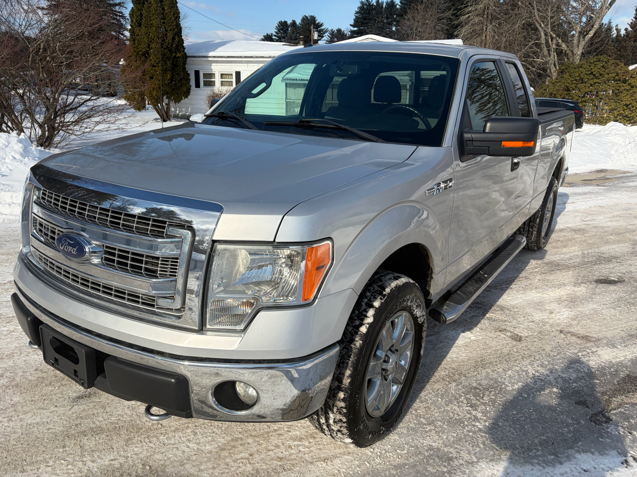 2013 Ford F-150 XLT SuperCab 8-ft. Bed 4WD