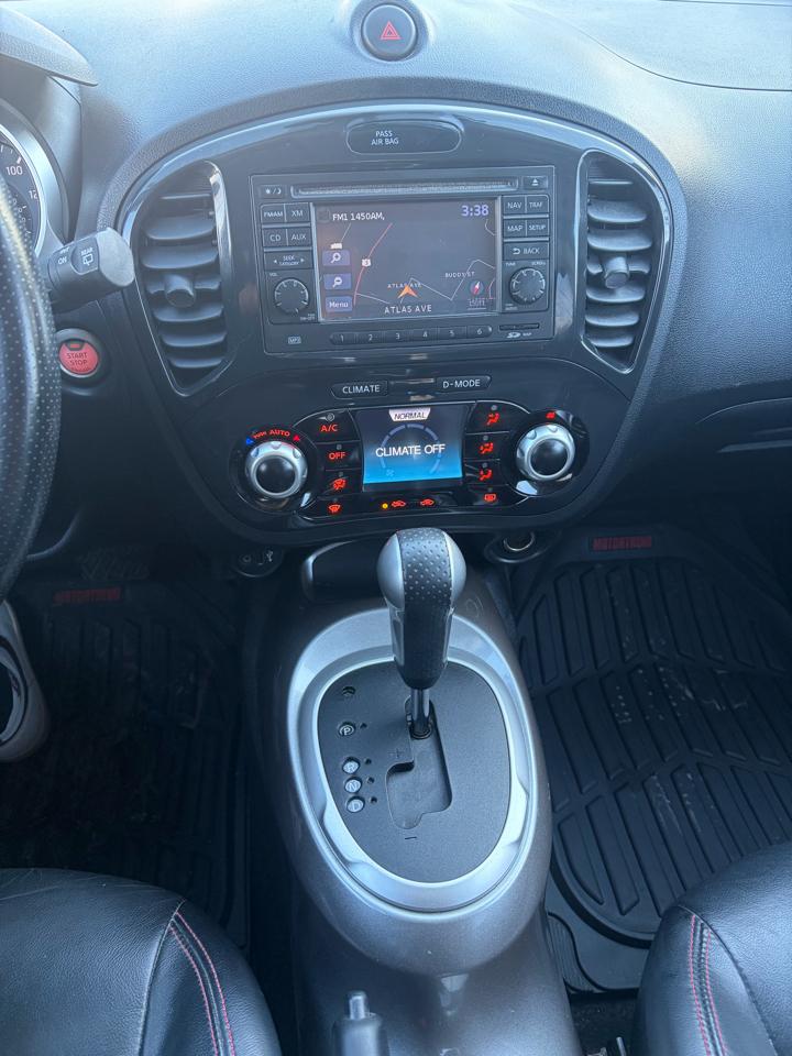 Nissan Juke S AWD 2012