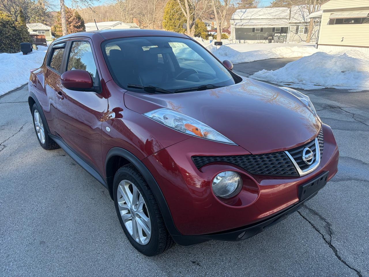 Nissan Juke S AWD 2012