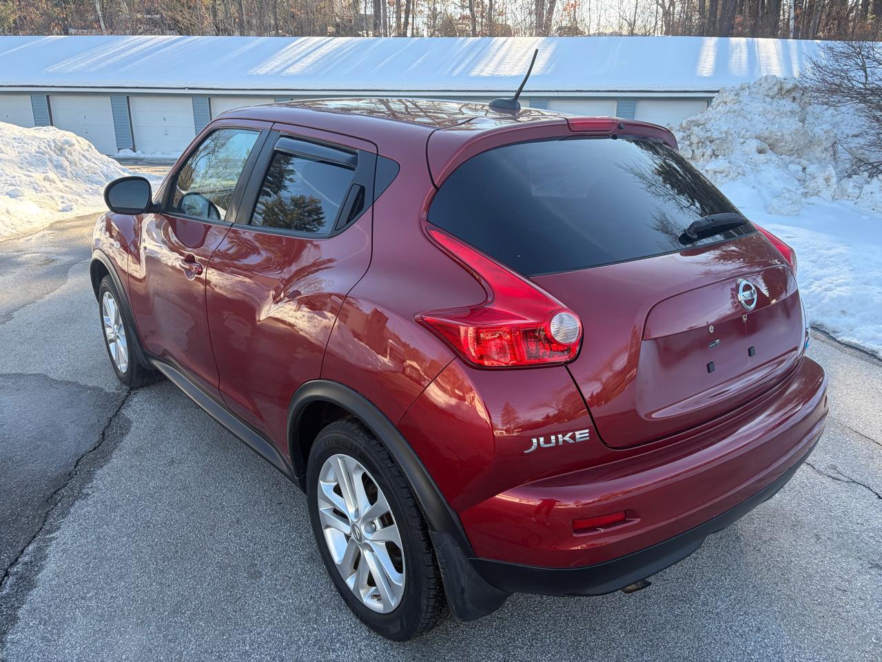 Nissan Juke S AWD 2012