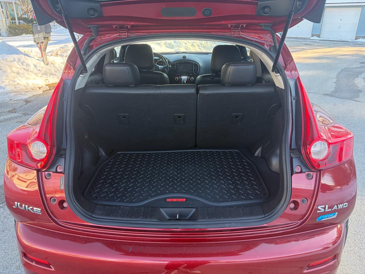 Nissan Juke S AWD 2012