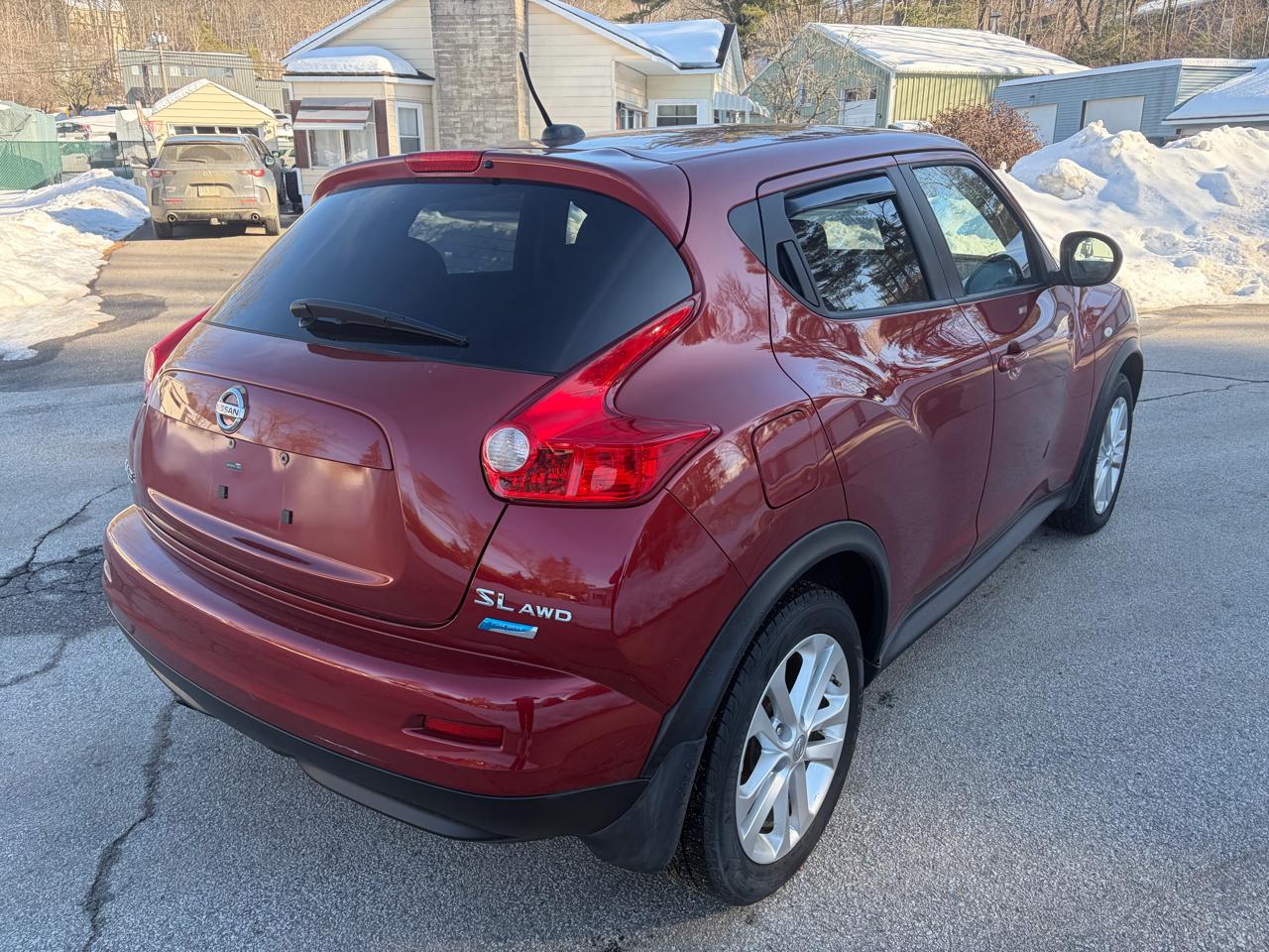 Nissan Juke S AWD 2012