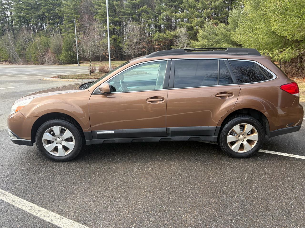 Subaru Outback 2.5i Premium 2011