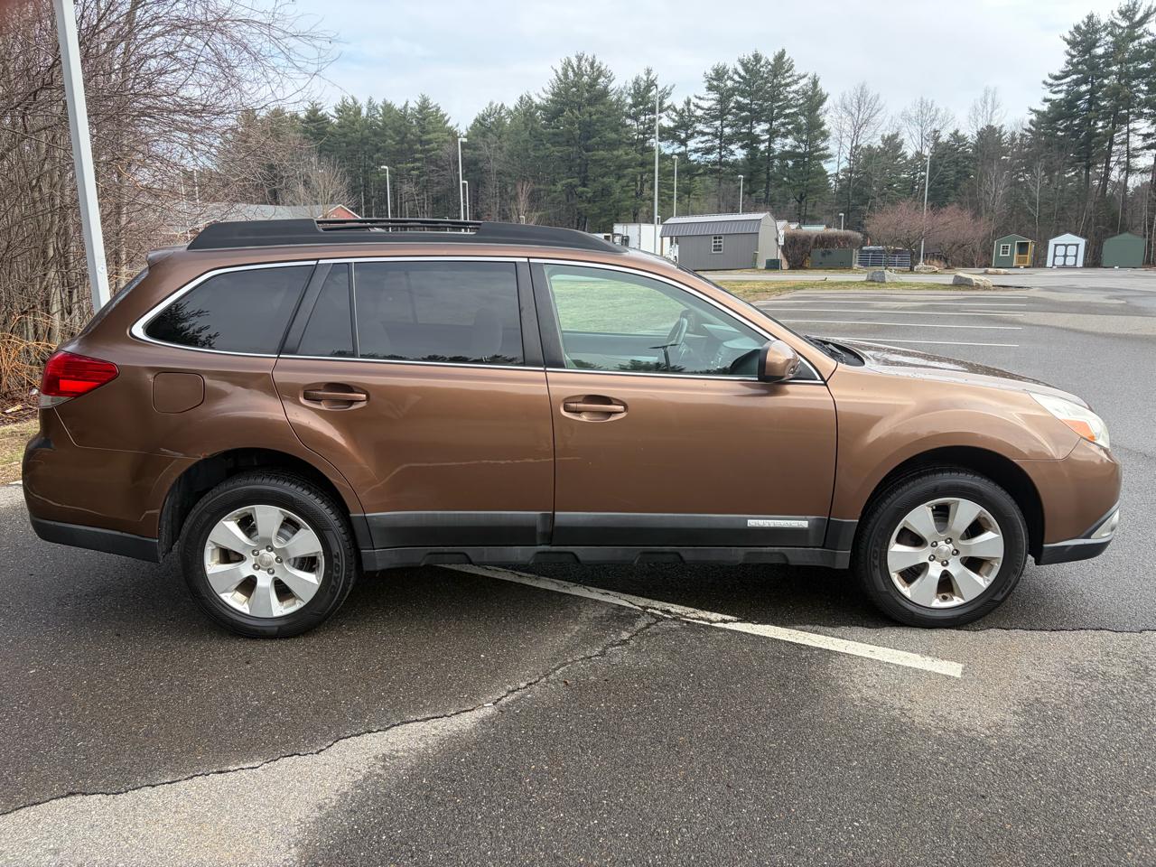 Subaru Outback 2.5i Premium 2011