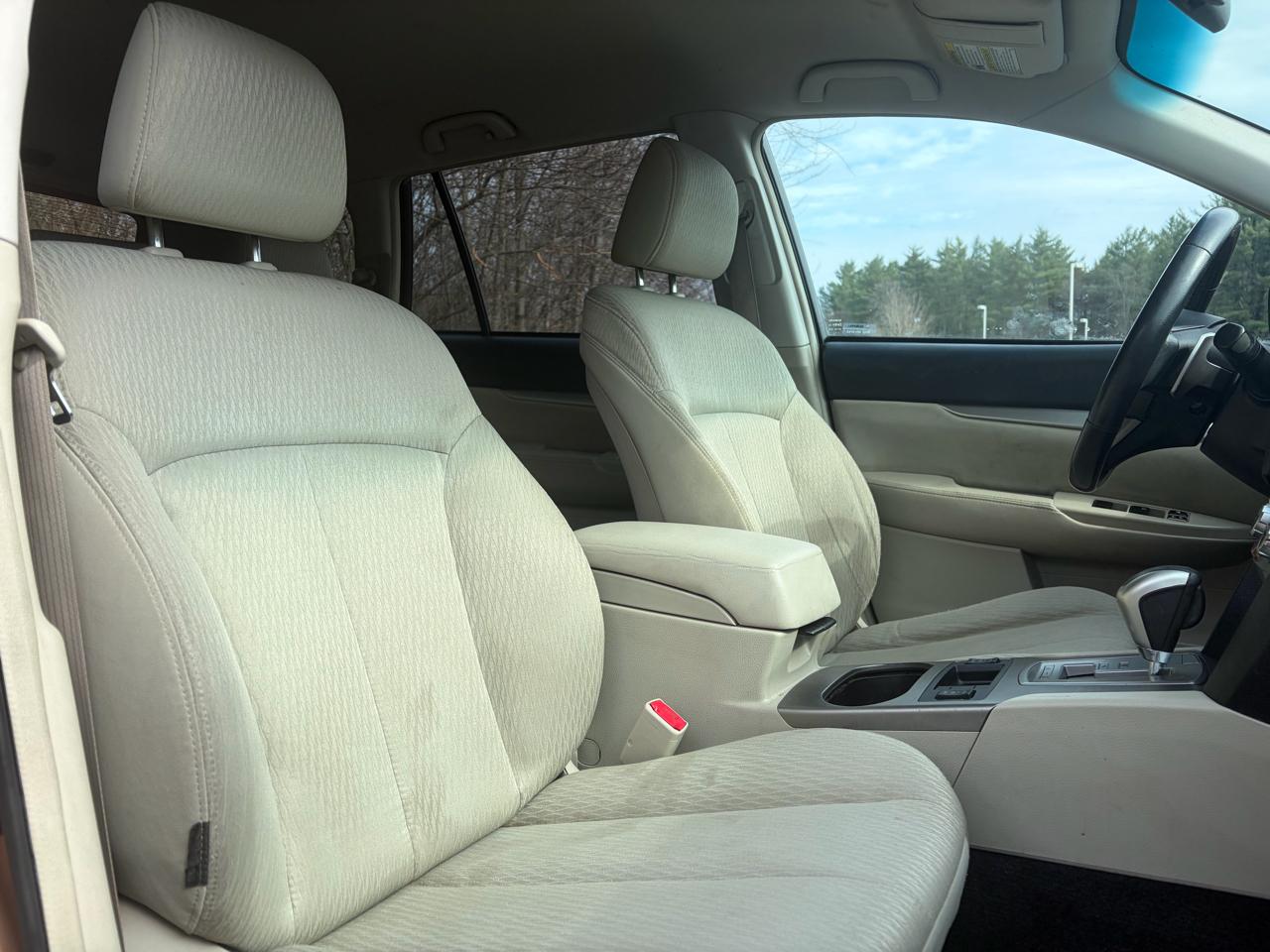 Subaru Outback 2.5i Premium 2011